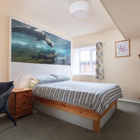 Discovery Accommodation Whitby Exterior foto