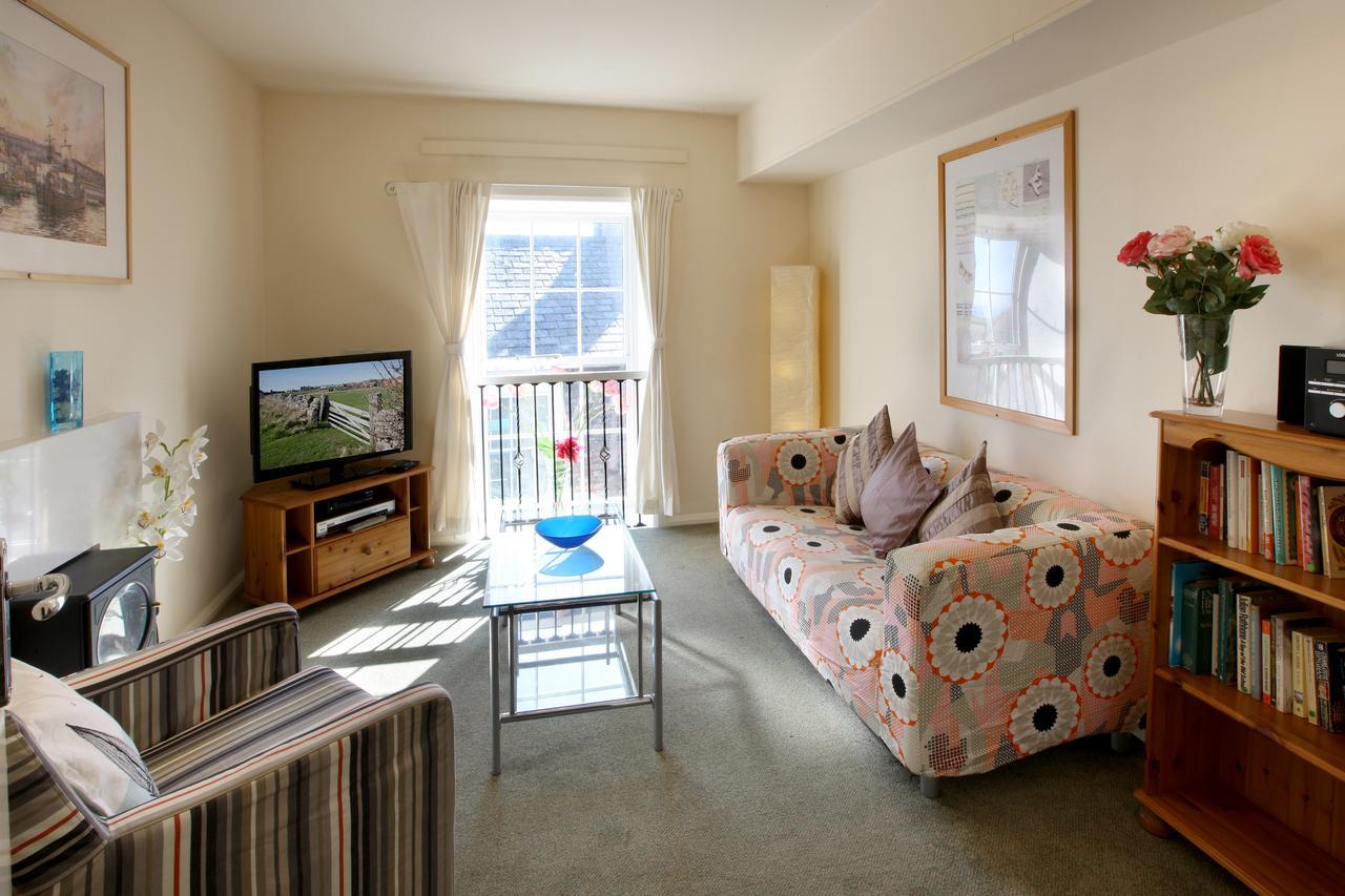 Discovery Accommodation Whitby Exterior foto